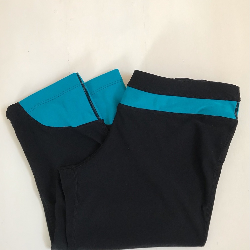 MPG Athletic Leggings Capri Black Turquoise Size M - Picture 3 of 6